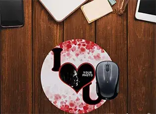 Couple Mouse Pad – A Practical Gift For Partners