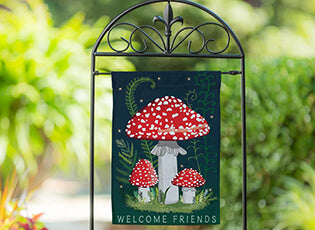 garden small flag thumbnail