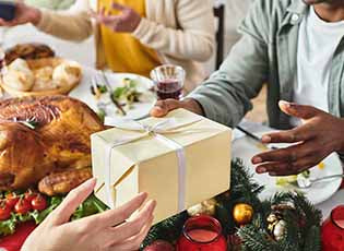 Thanksgiving gifts for adults