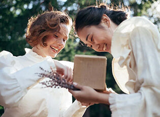 Wedding gifts for sister in law