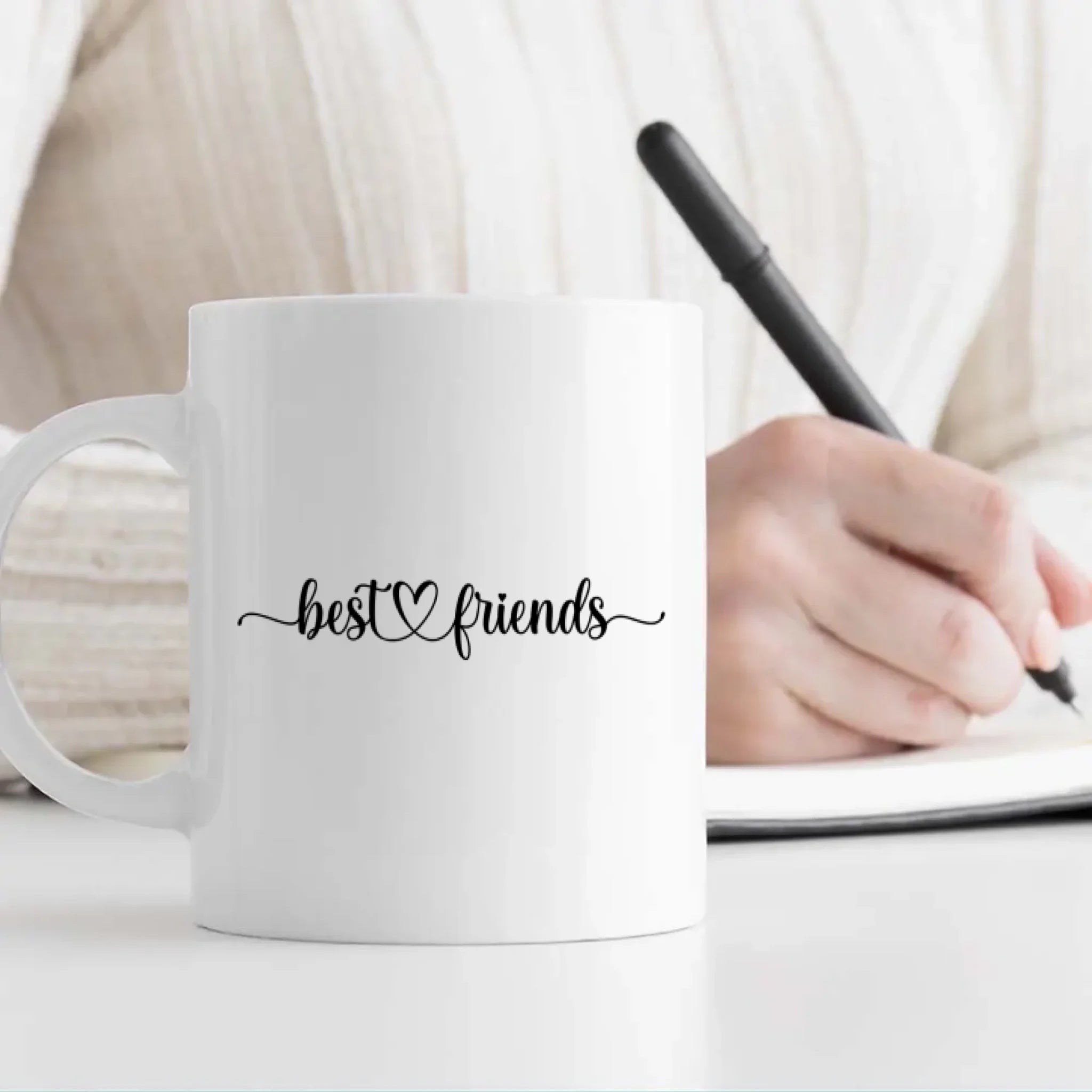 Best Friends Custom Mug – A Timeless Personalized Gift - 89Prints