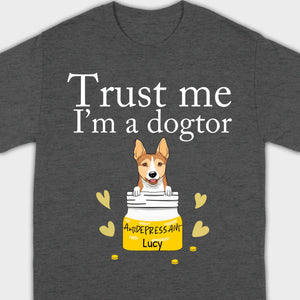 Trust Me, I'm a Dogtor T-Shirt – Custom Dog Icons & Names by 89Prints
