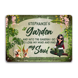 Unique Personalized Garden Metal Signs – Retro Sitting Lady Outdoor