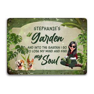 Unique Personalized Garden Metal Signs – Retro Sitting Lady Outdoor