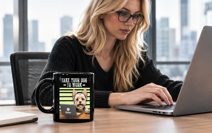 Personaliized black mug in desk